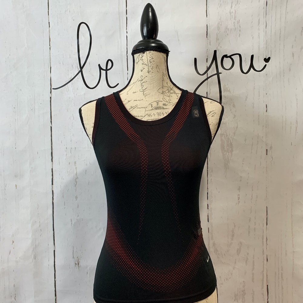 Nike Activity Running Tank Top Medium (Small)